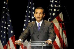 Mayor Antonio Villaraigosa delivers his State of the City Address in the Police Administration Building Auditorium in Los Angeles, CA Tuesday, April 20, 2010