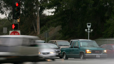 The council's Public Safety Committee says red light cameras provide a "significant benefit to public safety."