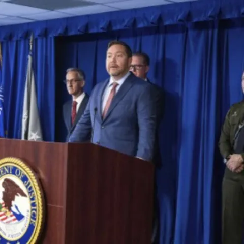 Suspected leader of ring accused of smuggling 20,000 people into United States arrested in LA